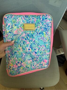 Lilly Pulitzer Turquoise Pink Tropical Zip Tablet Sleeve